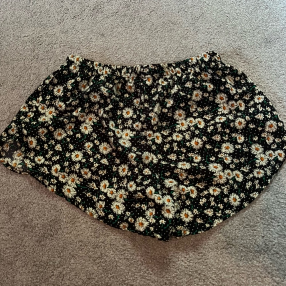Floral Flowy Shorts